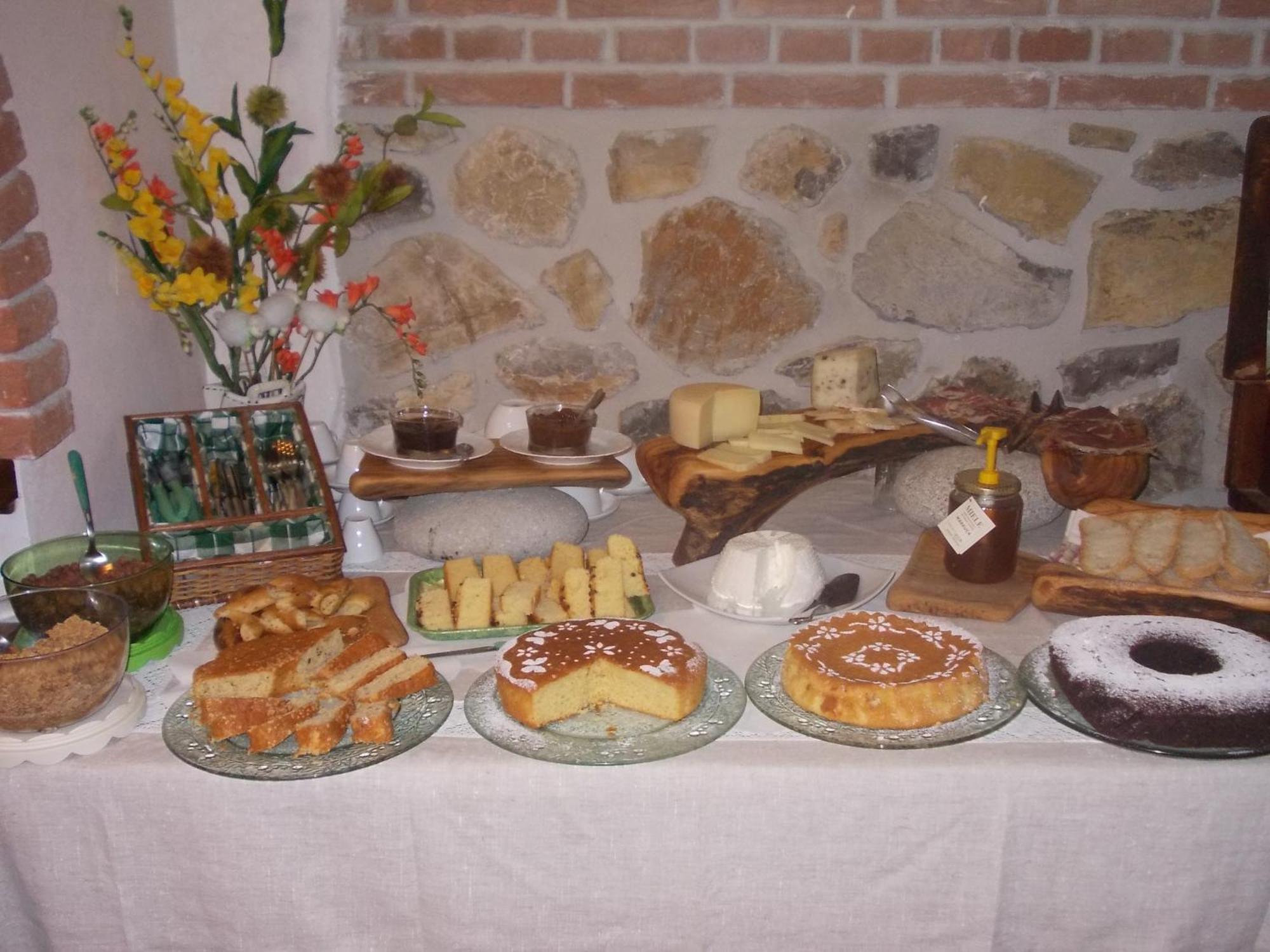 Agriturismo La Valle Degli Ulivi Semproniano Extérieur photo