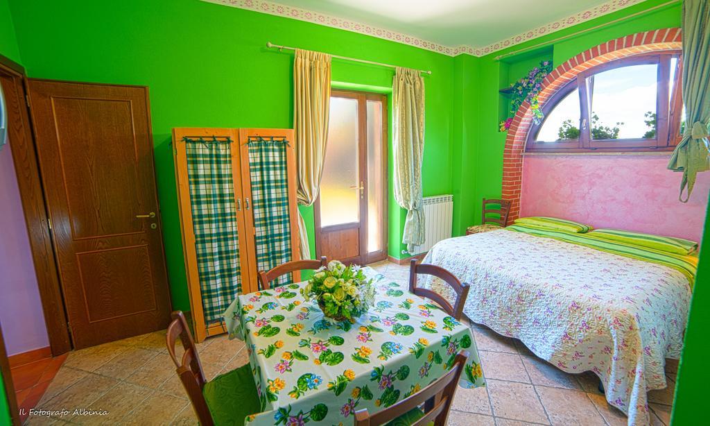 Agriturismo La Valle Degli Ulivi Semproniano Extérieur photo